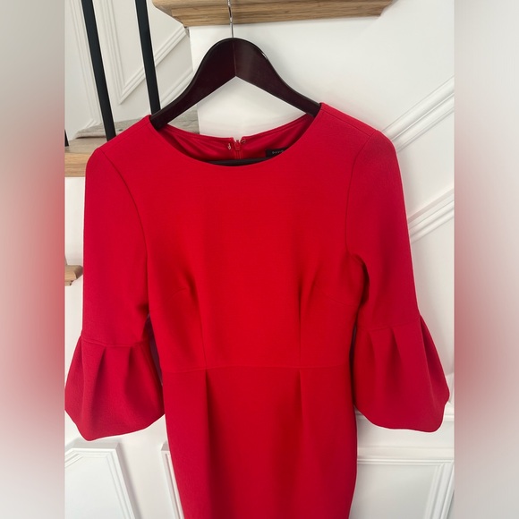 David Meister Red dress with ruffled sleeve size 4 - Picture 3 of 8